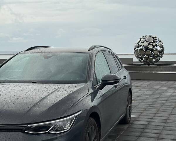 Серый Фольксваген Гольф, объемом двигателя 1 л и пробегом 155 тыс. км за 19250 $, фото 1 на Automoto.ua