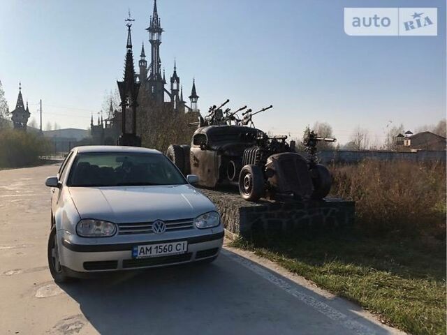 Серый Фольксваген Гольф, объемом двигателя 2 л и пробегом 182 тыс. км за 6200 $, фото 1 на Automoto.ua