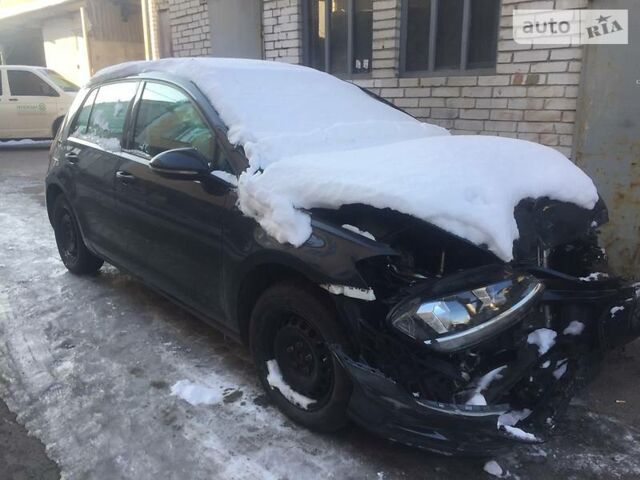 Сірий Фольксваген Гольф, об'ємом двигуна 1.4 л та пробігом 16 тис. км за 13500 $, фото 1 на Automoto.ua