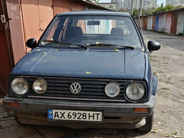 Синий Фольксваген Гольф, объемом двигателя 1.8 л и пробегом 150 тыс. км за 1400 $, фото 1 на Automoto.ua