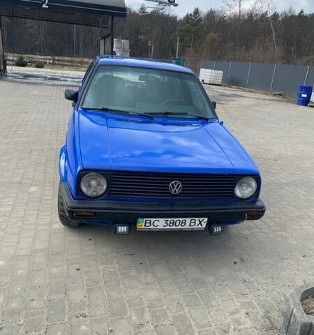 Синий Фольксваген Гольф, объемом двигателя 1.58 л и пробегом 287 тыс. км за 1100 $, фото 1 на Automoto.ua