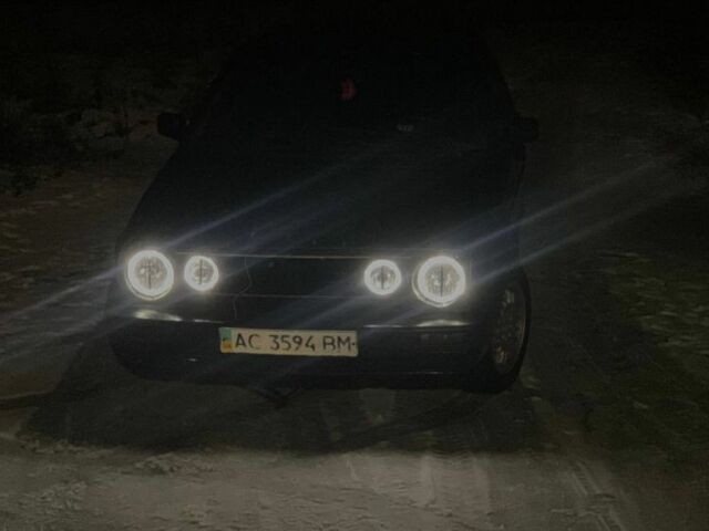 Синий Фольксваген Гольф, объемом двигателя 1.6 л и пробегом 30 тыс. км за 1100 $, фото 1 на Automoto.ua