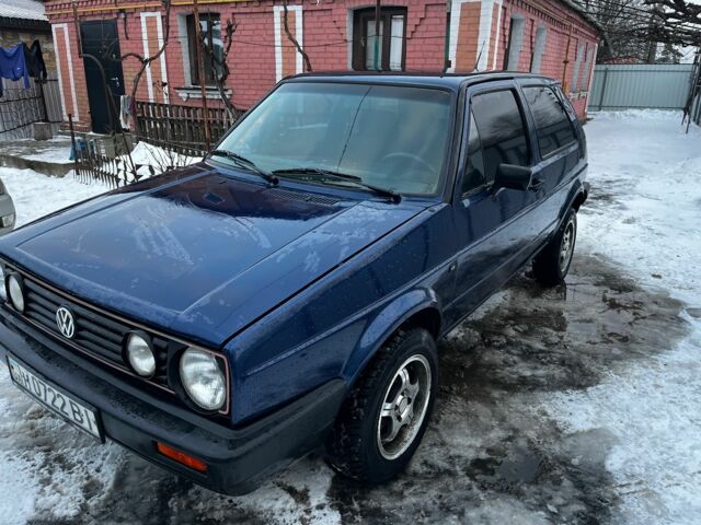 Синий Фольксваген Гольф, объемом двигателя 1.6 л и пробегом 3 тыс. км за 1950 $, фото 1 на Automoto.ua