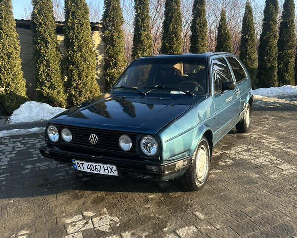 Синій Фольксваген Гольф, об'ємом двигуна 1.6 л та пробігом 300 тис. км за 850 $, фото 1 на Automoto.ua