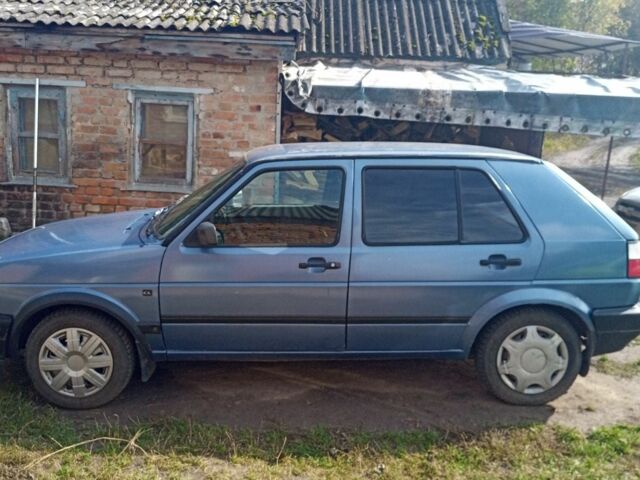 Синий Фольксваген Гольф, объемом двигателя 1.6 л и пробегом 500 тыс. км за 1500 $, фото 1 на Automoto.ua