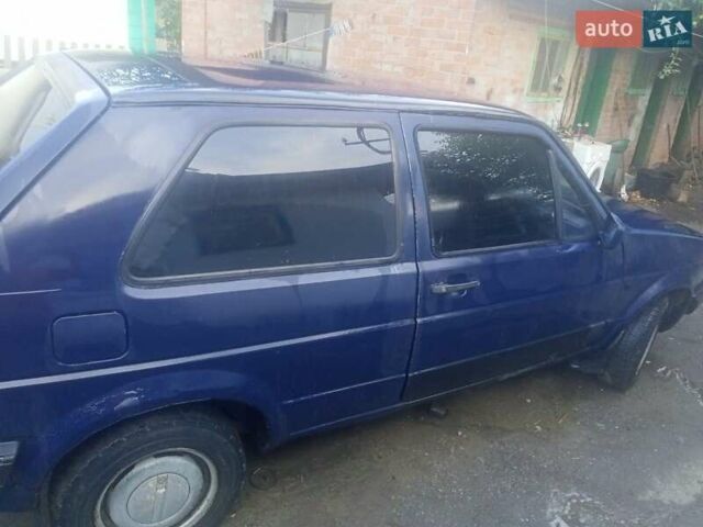 Синий Фольксваген Гольф, объемом двигателя 1 л и пробегом 200 тыс. км за 800 $, фото 1 на Automoto.ua