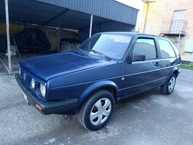 Синий Фольксваген Гольф, объемом двигателя 1.6 л и пробегом 370 тыс. км за 850 $, фото 1 на Automoto.ua