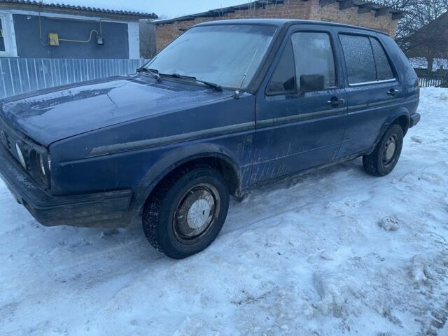 Синий Фольксваген Гольф, объемом двигателя 1.3 л и пробегом 400 тыс. км за 650 $, фото 1 на Automoto.ua