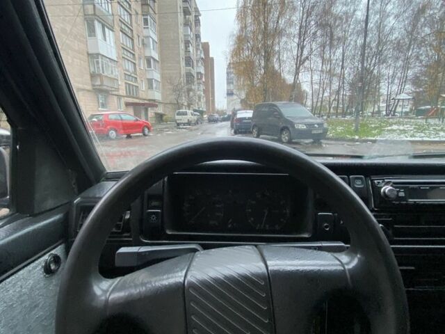 Синий Фольксваген Гольф, объемом двигателя 1.6 л и пробегом 255 тыс. км за 1000 $, фото 1 на Automoto.ua