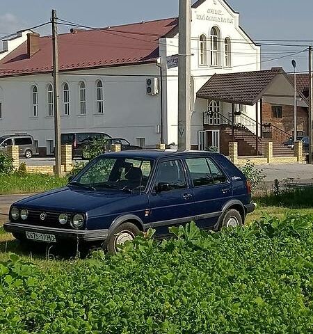 Синий Фольксваген Гольф, объемом двигателя 1.6 л и пробегом 380 тыс. км за 1300 $, фото 1 на Automoto.ua