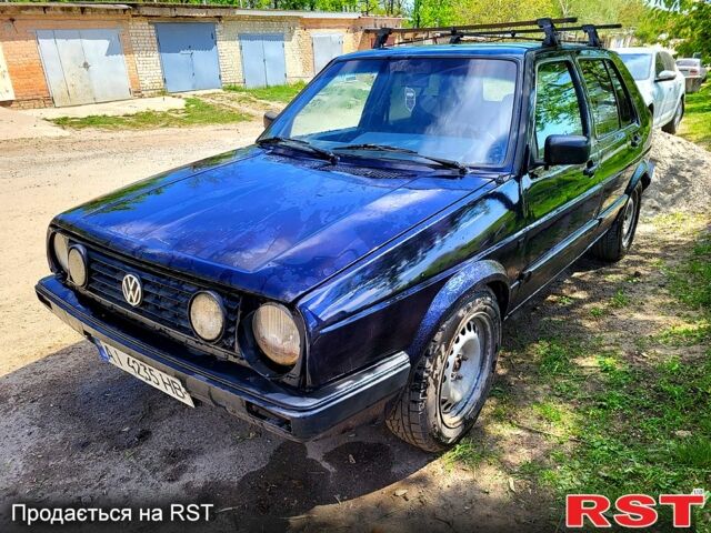 Синий Фольксваген Гольф, объемом двигателя 1.6 л и пробегом 500 тыс. км за 1370 $, фото 1 на Automoto.ua