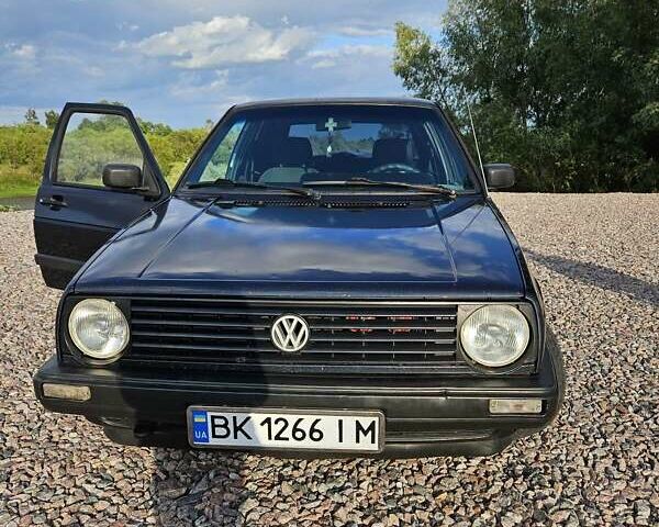 Синий Фольксваген Гольф, объемом двигателя 1.27 л и пробегом 500 тыс. км за 2300 $, фото 1 на Automoto.ua