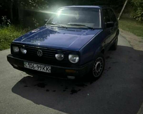 Синий Фольксваген Гольф, объемом двигателя 1.8 л и пробегом 200 тыс. км за 232 $, фото 1 на Automoto.ua