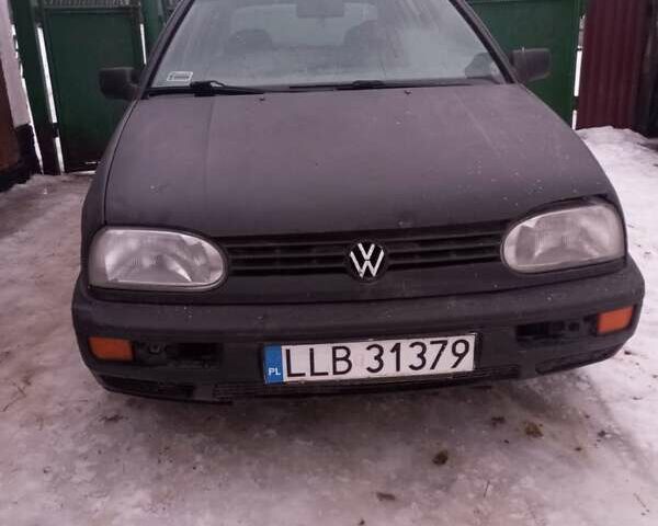 Синий Фольксваген Гольф, объемом двигателя 1.6 л и пробегом 280 тыс. км за 900 $, фото 1 на Automoto.ua