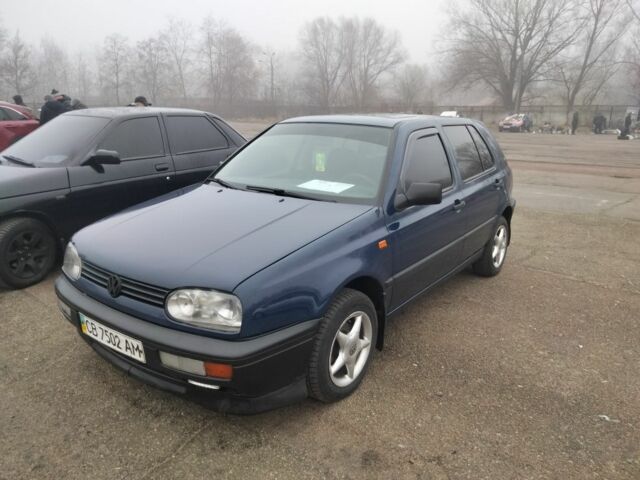 Синій Фольксваген Гольф, об'ємом двигуна 1 л та пробігом 388 тис. км за 2300 $, фото 1 на Automoto.ua