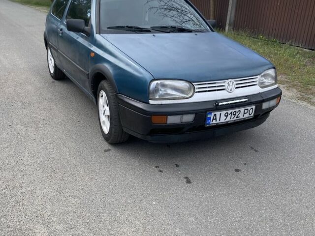 Синий Фольксваген Гольф, объемом двигателя 1.4 л и пробегом 370 тыс. км за 1500 $, фото 1 на Automoto.ua