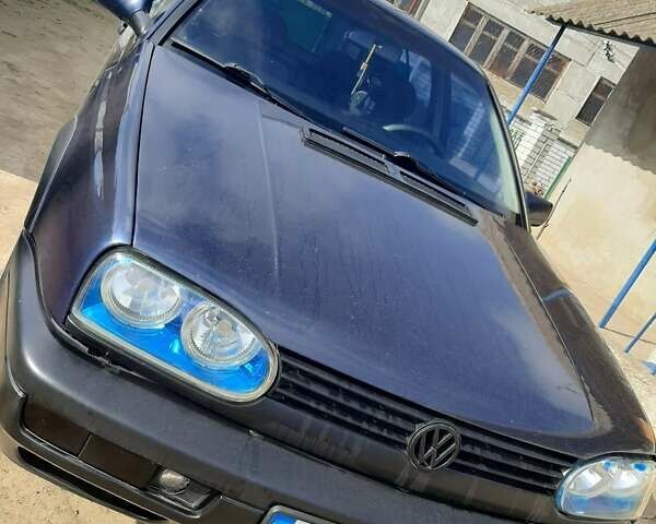 Синій Фольксваген Гольф, об'ємом двигуна 1.78 л та пробігом 100 тис. км за 2550 $, фото 1 на Automoto.ua
