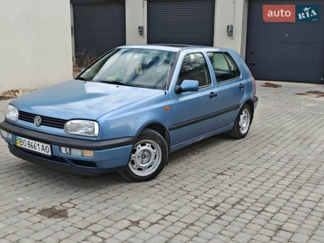 Синій Фольксваген Гольф, об'ємом двигуна 1.78 л та пробігом 223 тис. км за 2150 $, фото 1 на Automoto.ua