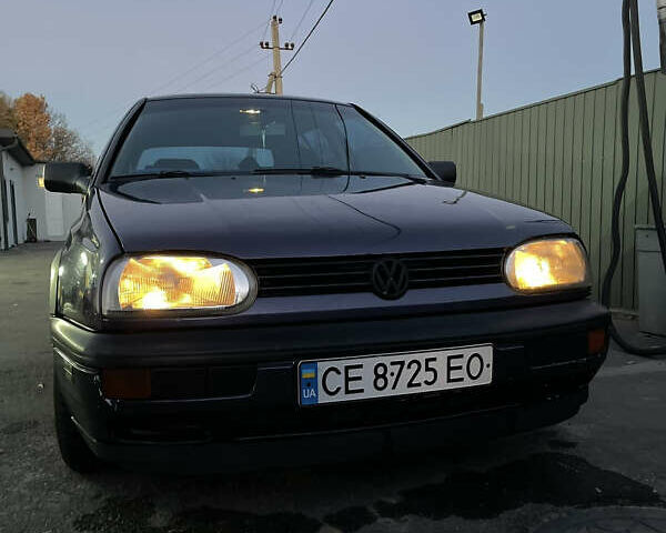 Синий Фольксваген Гольф, объемом двигателя 1.6 л и пробегом 360 тыс. км за 2199 $, фото 1 на Automoto.ua