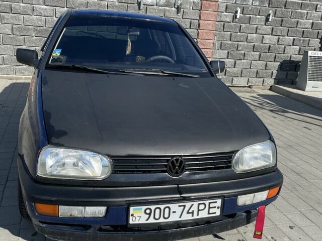 Синий Фольксваген Гольф, объемом двигателя 1.4 л и пробегом 255 тыс. км за 1300 $, фото 1 на Automoto.ua