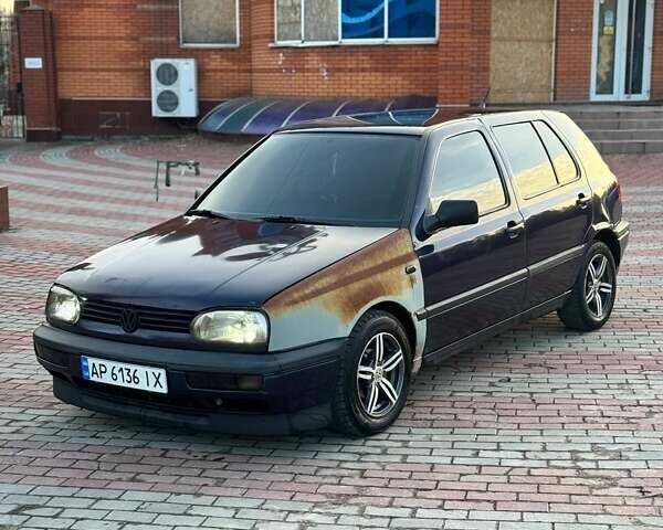 Синій Фольксваген Гольф, об'ємом двигуна 1.6 л та пробігом 250 тис. км за 1900 $, фото 1 на Automoto.ua