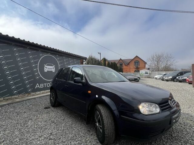 Синій Фольксваген Гольф, об'ємом двигуна 1.6 л та пробігом 500 тис. км за 3999 $, фото 1 на Automoto.ua