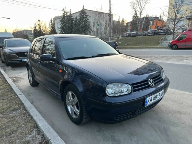 Синий Фольксваген Гольф, объемом двигателя 1.9 л и пробегом 390 тыс. км за 3100 $, фото 1 на Automoto.ua