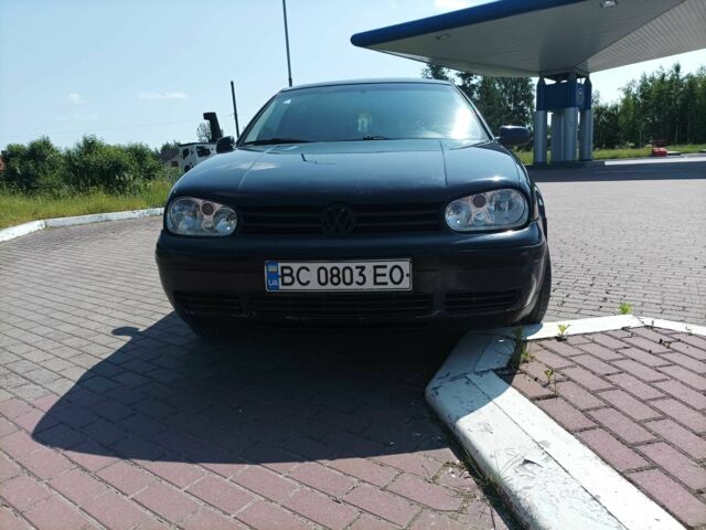 Синий Фольксваген Гольф, объемом двигателя 1.4 л и пробегом 350 тыс. км за 2450 $, фото 1 на Automoto.ua