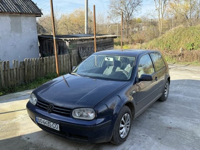 Синий Фольксваген Гольф, объемом двигателя 0 л и пробегом 300 тыс. км за 1850 $, фото 1 на Automoto.ua