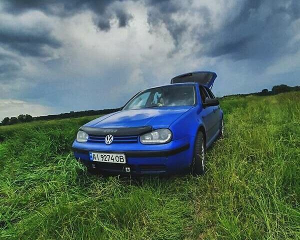 Синий Фольксваген Гольф, объемом двигателя 1.9 л и пробегом 368 тыс. км за 3500 $, фото 1 на Automoto.ua