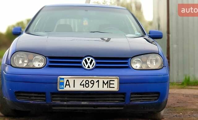 Синій Фольксваген Гольф, об'ємом двигуна 1.6 л та пробігом 372 тис. км за 3200 $, фото 1 на Automoto.ua