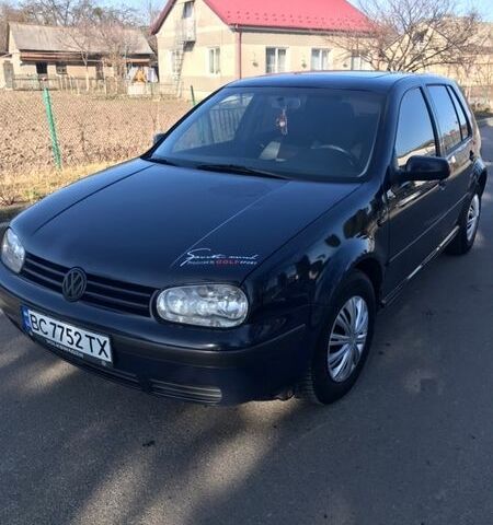 Синий Фольксваген Гольф, объемом двигателя 1.39 л и пробегом 290 тыс. км за 2750 $, фото 1 на Automoto.ua