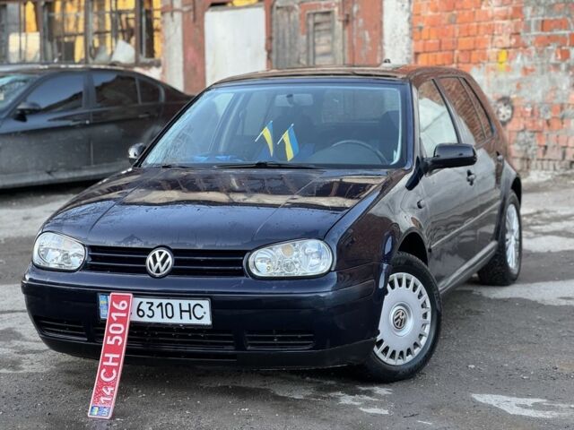 Синій Фольксваген Гольф, об'ємом двигуна 1.6 л та пробігом 350 тис. км за 2700 $, фото 1 на Automoto.ua