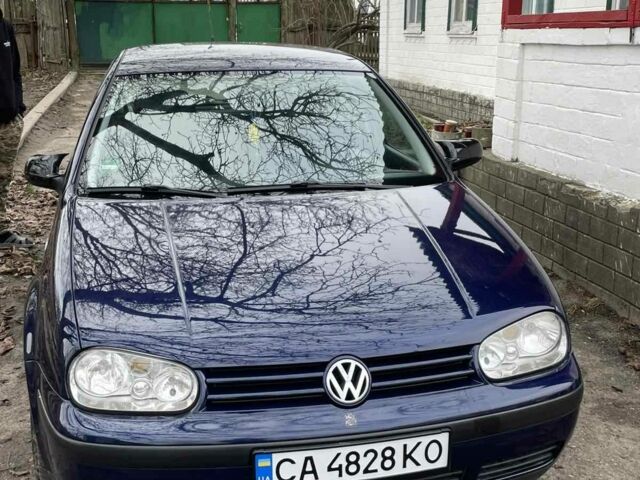 Синій Фольксваген Гольф, об'ємом двигуна 1.6 л та пробігом 301 тис. км за 3600 $, фото 1 на Automoto.ua