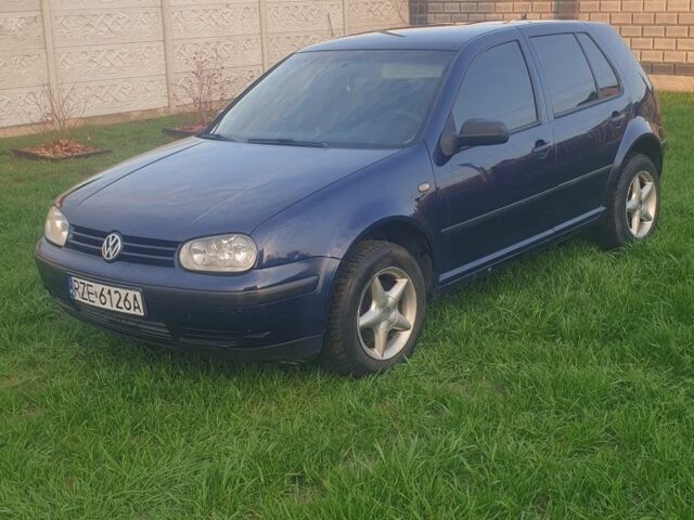 Синий Фольксваген Гольф, объемом двигателя 1.9 л и пробегом 320 тыс. км за 1900 $, фото 1 на Automoto.ua