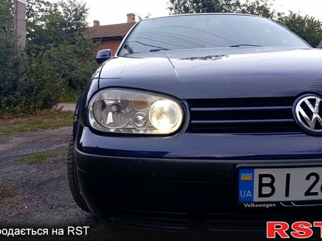 Синий Фольксваген Гольф, объемом двигателя 1.4 л и пробегом 239 тыс. км за 3550 $, фото 1 на Automoto.ua