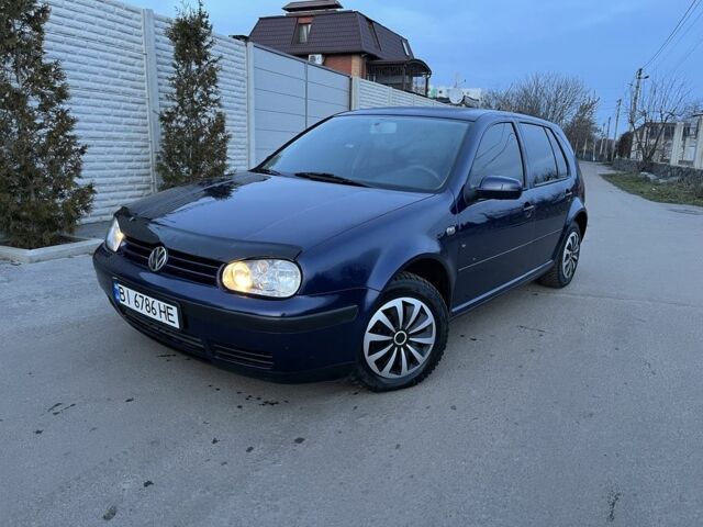 Синій Фольксваген Гольф, об'ємом двигуна 1.6 л та пробігом 245 тис. км за 2600 $, фото 1 на Automoto.ua
