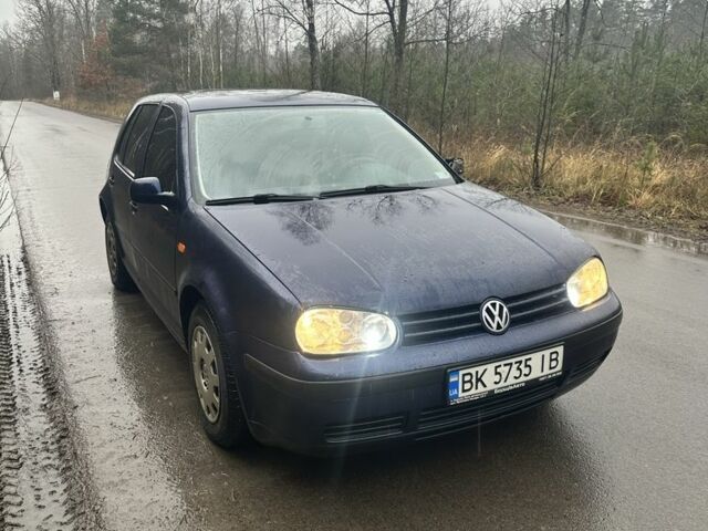 Синій Фольксваген Гольф, об'ємом двигуна 1.4 л та пробігом 220 тис. км за 2300 $, фото 1 на Automoto.ua
