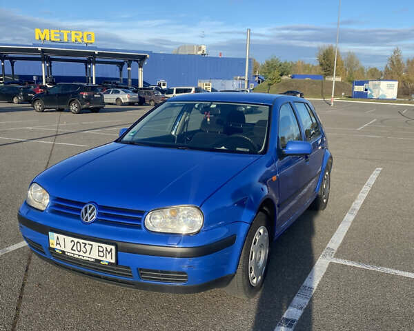 Синій Фольксваген Гольф, об'ємом двигуна 1.6 л та пробігом 380 тис. км за 3200 $, фото 1 на Automoto.ua