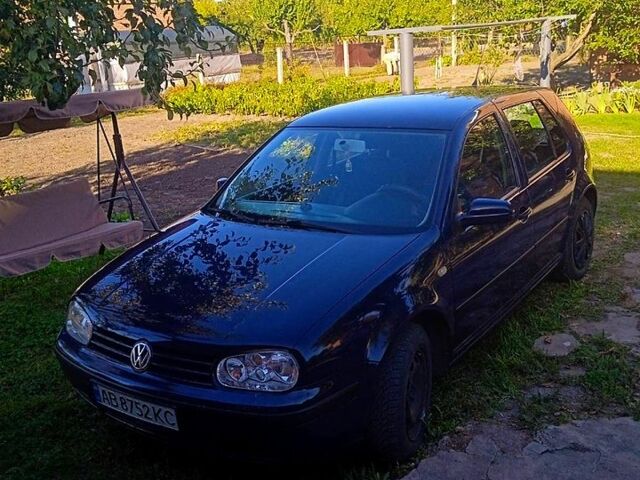 Синій Фольксваген Гольф, об'ємом двигуна 1.4 л та пробігом 244 тис. км за 3200 $, фото 1 на Automoto.ua