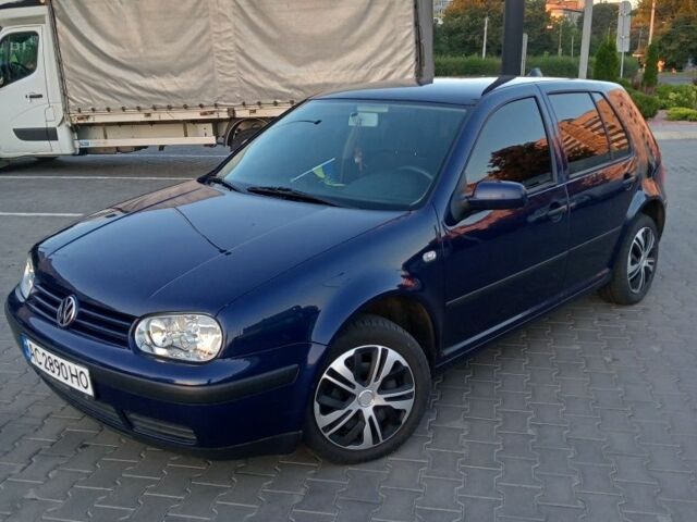 Синий Фольксваген Гольф, объемом двигателя 1.4 л и пробегом 277 тыс. км за 3500 $, фото 1 на Automoto.ua