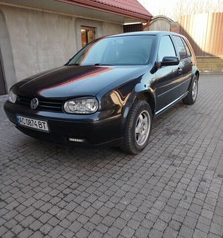 Синій Фольксваген Гольф, об'ємом двигуна 1.39 л та пробігом 370 тис. км за 3500 $, фото 1 на Automoto.ua