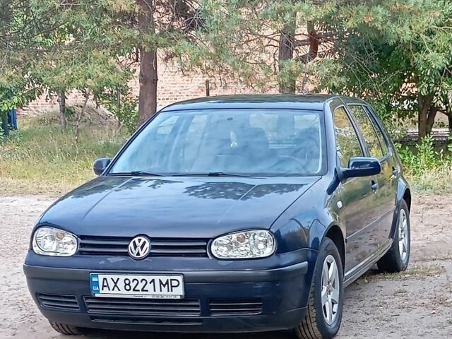 Синій Фольксваген Гольф, об'ємом двигуна 1.39 л та пробігом 254 тис. км за 3100 $, фото 1 на Automoto.ua