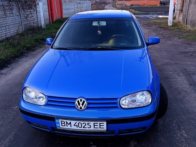 Синий Фольксваген Гольф, объемом двигателя 1.9 л и пробегом 385 тыс. км за 4200 $, фото 1 на Automoto.ua