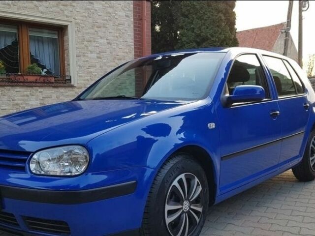 Синий Фольксваген Гольф, объемом двигателя 1.4 л и пробегом 289 тыс. км за 1800 $, фото 1 на Automoto.ua