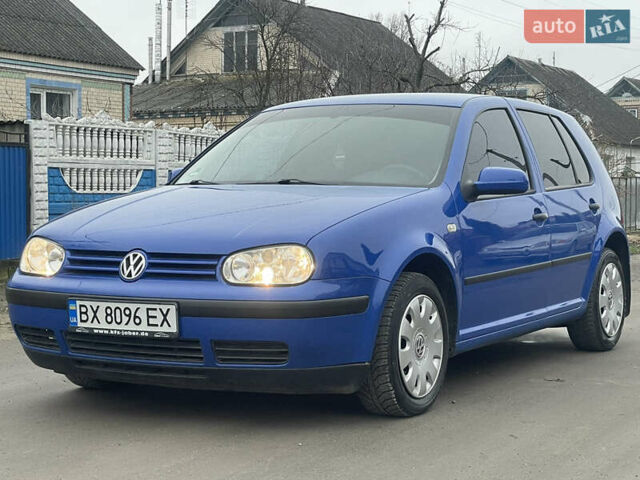 Синій Фольксваген Гольф, об'ємом двигуна 1.39 л та пробігом 240 тис. км за 3555 $, фото 1 на Automoto.ua