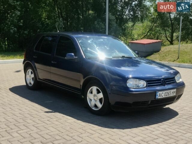 Синій Фольксваген Гольф, об'ємом двигуна 1.6 л та пробігом 262 тис. км за 3800 $, фото 1 на Automoto.ua