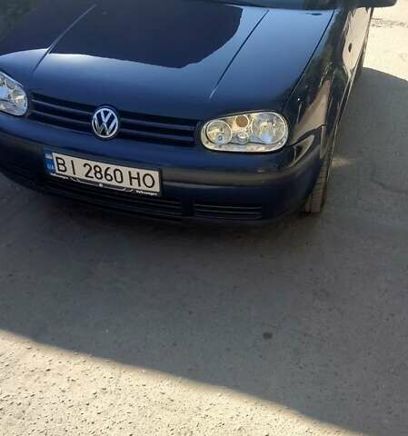 Синій Фольксваген Гольф, об'ємом двигуна 1.39 л та пробігом 239 тис. км за 4500 $, фото 1 на Automoto.ua