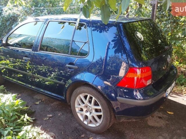 Синій Фольксваген Гольф, об'ємом двигуна 1.39 л та пробігом 239 тис. км за 4000 $, фото 1 на Automoto.ua