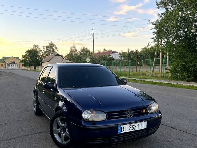 Синий Фольксваген Гольф, объемом двигателя 2 л и пробегом 400 тыс. км за 4100 $, фото 1 на Automoto.ua